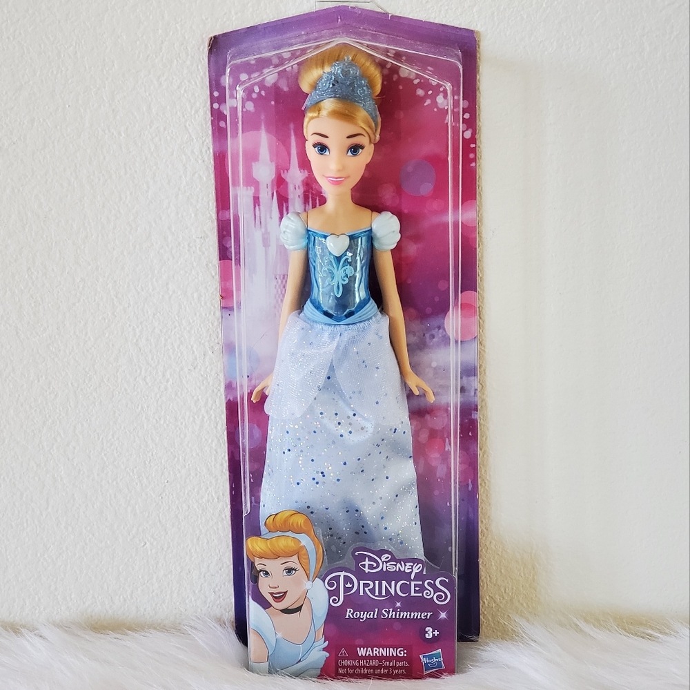Cinderella Disney Princess Royal Shimmer Doll